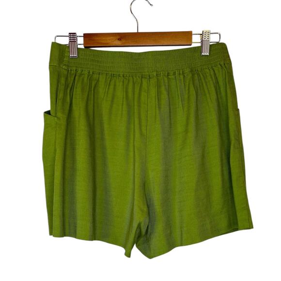 CAbi High Rise Traipse Short Linen Blend Style 6398 in Avocado Green Women Sz. 6 - Picture 5 of 12